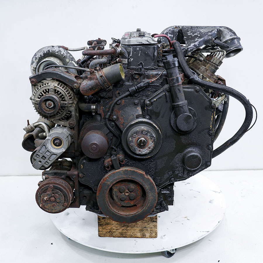 Cummins 5.9L 6BT Inline-6 Turbo Complete Motor - Image 3
